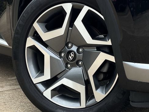 Used 2024 Hyundai Palisade Limited AWD/4WD image 30