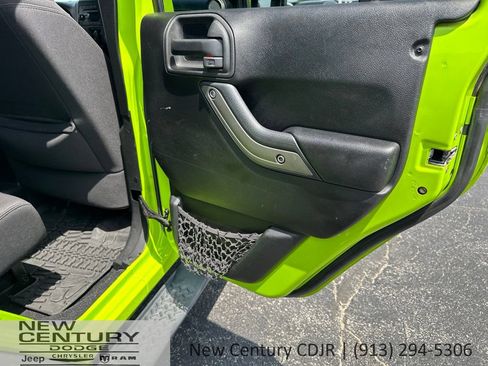 Used 2013 Jeep Wrangler Unlimited Sport AWD/4WD image 17