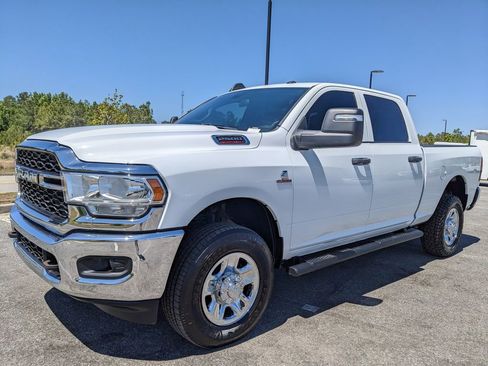 Used 2024 RAM 2500 Tradesman w/ Chrome Appearance Group AWD/4WD image 55
