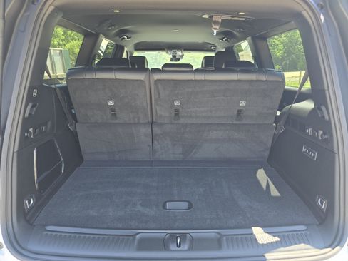 New 2026 Jeep Grand Wagoneer Limited AWD/4WD image 11