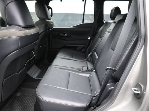 Used 2024 Lexus GX 550 AWD/4WD image 25