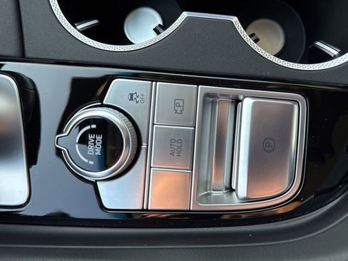 New 2026 Genesis G70 2.5T image 24