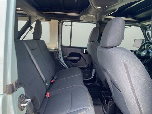 Used 2024 Jeep Wrangler Willys image 15