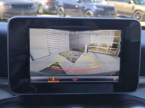 Used 2018 Mercedes-Benz C 300 4MATIC Cabriolet image 23