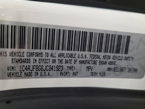 Used 2018 Jeep Grand Cherokee Limited AWD/4WD image 33