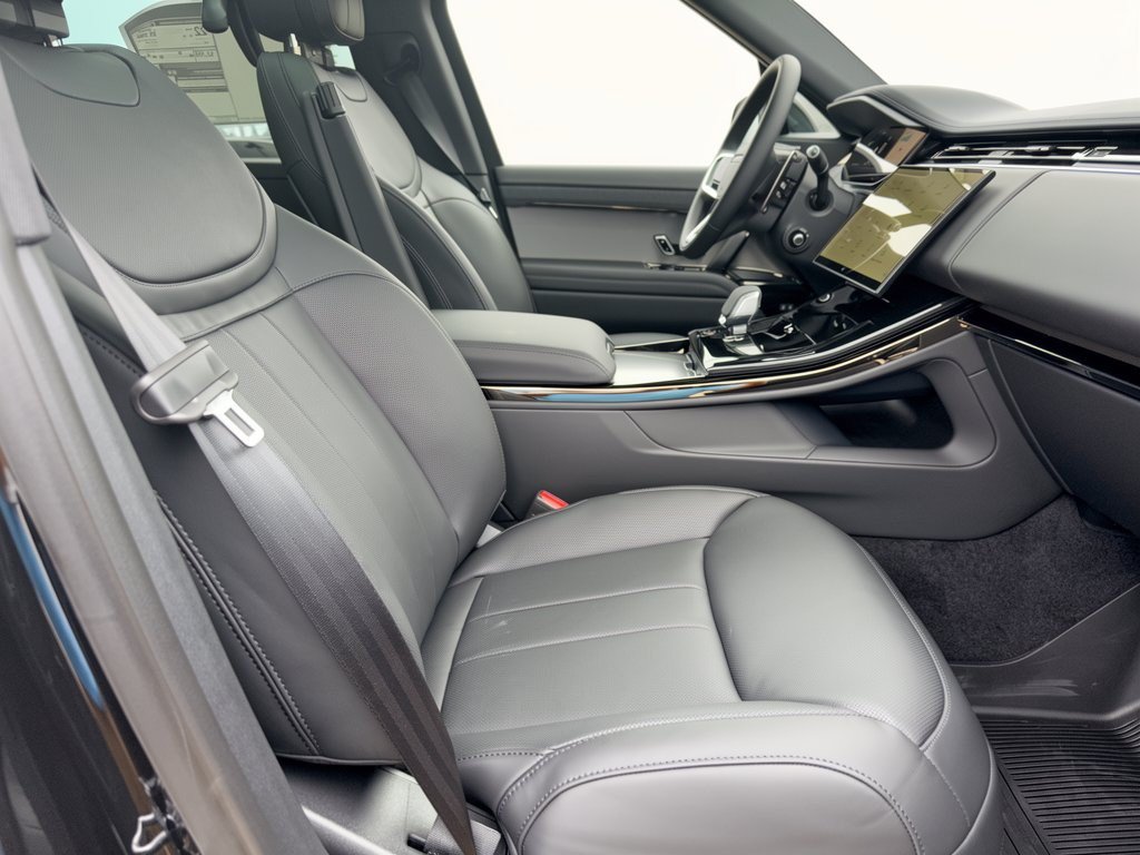 New 2027 Land Rover Range Rover Sport SE AWD/4WD image 28