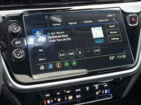 Used 2023 Chevrolet Bolt EUV Premier w/ Sun & Sound Package image 21