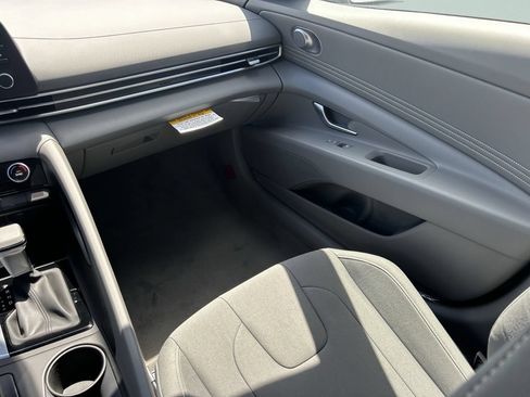New 2026 Hyundai Elantra Sport FWD image 18