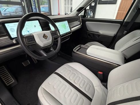 Used 2022 Rivian R1T Adventure AWD/4WD image 22