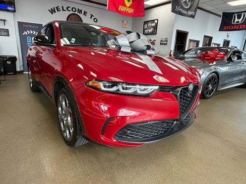 Used 2024 Alfa Romeo Tonale Veloce AWD/4WD image 4
