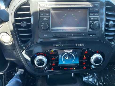 Used 2012 Nissan Juke SL AWD/4WD image 18
