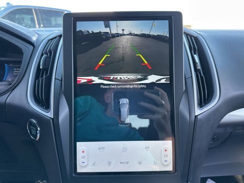 Used 2024 Ford Edge SEL image 43
