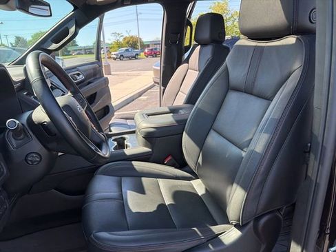 Used 2024 Chevrolet Tahoe RST w/ Sport Performance Package AWD/4WD image 15