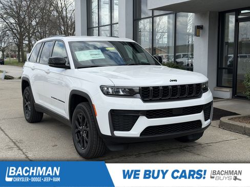 New 2026 Jeep Grand Cherokee Altitude image 1