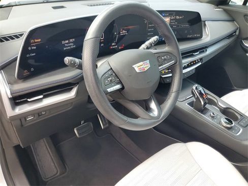 Certified 2025 Cadillac XT4 Sport image 18