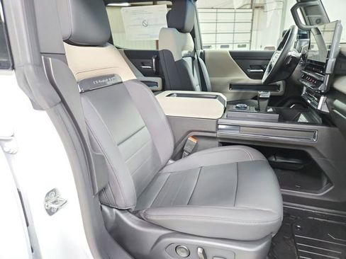 New 2026 GMC Hummer EV 4x4 Crew Cab w/ LPO, Dark Essentials Package image 37