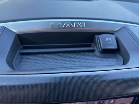 New 2026 RAM 1500 Big Horn w/ Night Edition AWD/4WD image 40