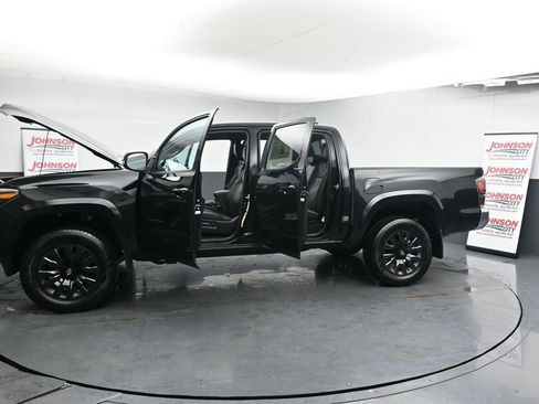 Used 2022 Toyota Tacoma Limited w/ Nightshade Package image 39