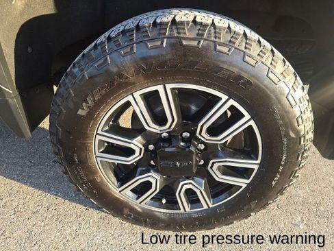 Used 2020 GMC Sierra 2500 AT4 w/ AT4 Premium Package image 43