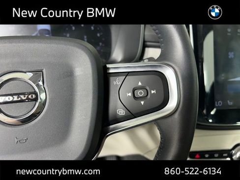 Used 2019 Volvo XC40 T5 Inscription AWD/4WD image 13