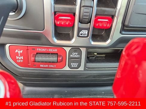 Used 2023 Jeep Gladiator Rubicon w/ LED Lighting Group AWD/4WD image 18