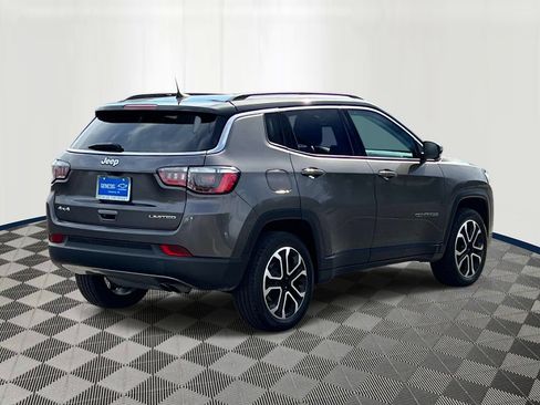 Used 2022 Jeep Compass Limited w/ Sun and Sound Group AWD/4WD image 5
