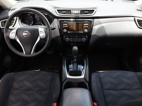 Used 2014 Nissan Rogue SV w/ SV Moonroof Package FWD image 22