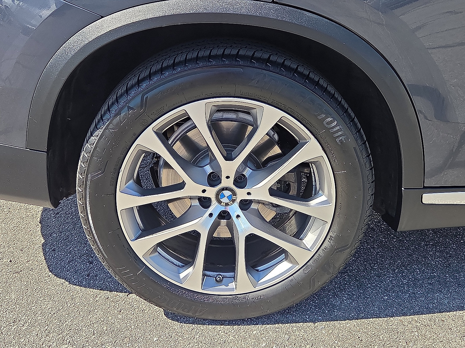 Used 2019 BMW X5 xDrive40i w/ Premium Package 2 AWD/4WD image 16