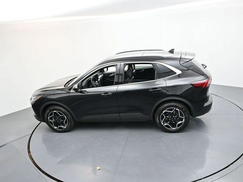 New 2026 Ford Escape Platinum image 21