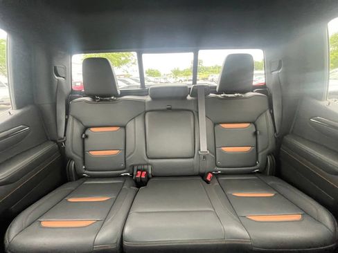 Used 2024 GMC Sierra 1500 AT4 w/ Technology Package AWD/4WD image 24
