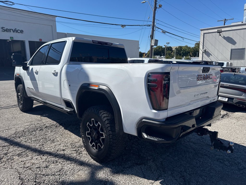 Used 2024 GMC Sierra 2500 AT4X AWD/4WD image 23