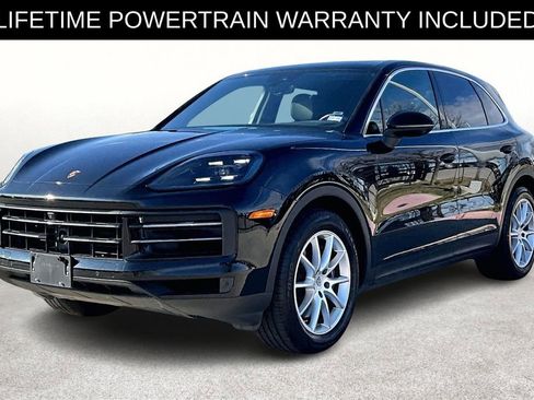 Used 2024 Porsche Cayenne image 14