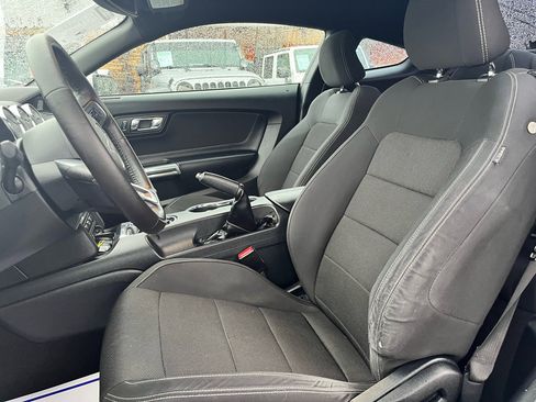 Used 2015 Ford Mustang Coupe image 11