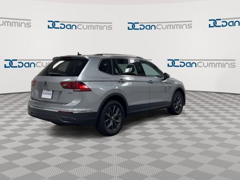 Used 2023 Volkswagen Tiguan SE image 8