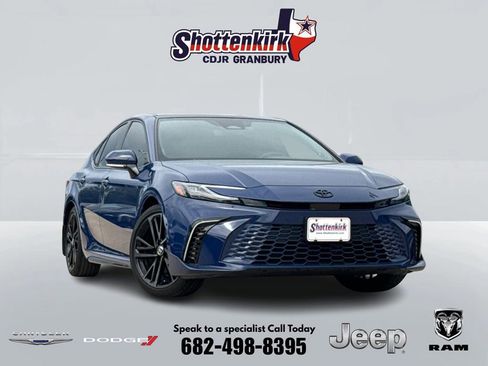 Used 2025 Toyota Camry XSE w/ Premium Package FWD image 1