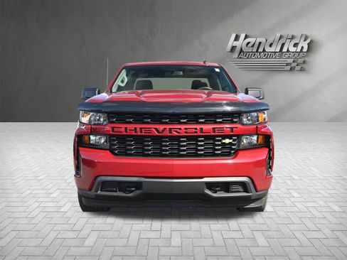 Used 2020 Chevrolet Silverado 1500 Custom w/ Custom Value Package image 6