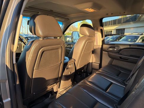 Used 2013 Chevrolet Silverado 2500 LTZ w/ LTZ Plus Package image 25