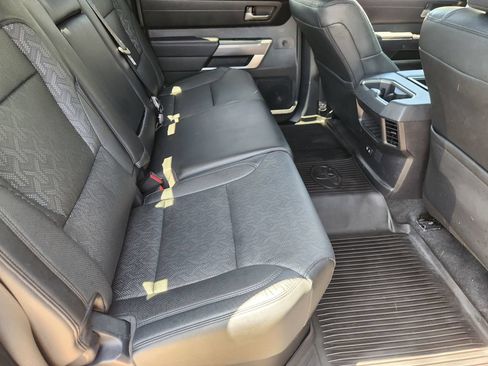 Used 2025 Toyota Tundra SR5 w/ SR5 Premium Package AWD/4WD image 32