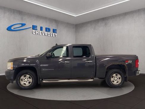 Used 2011 Chevrolet Silverado 1500 LT w/ All-Star Edition AWD/4WD image 9