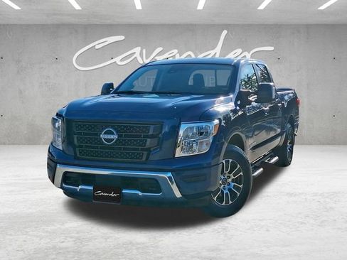 Used 2024 Nissan Titan SV w/ SV Convenience Package image 1