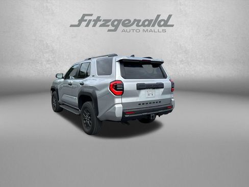 Used 2026 Toyota 4Runner SR5 AWD/4WD image 6