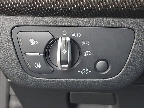 Used 2023 Audi SQ5 Premium Plus w/ Premium Plus Package image 25