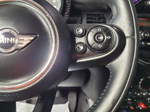 Used 2015 MINI Cooper S image 25