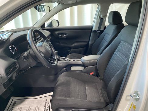 Used 2024 Honda HR-V LX image 17