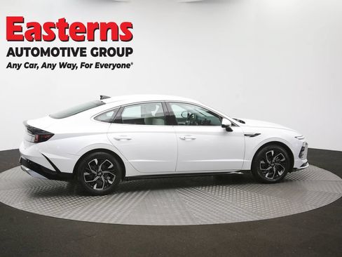 Used 2024 Hyundai Sonata SEL FWD image 43