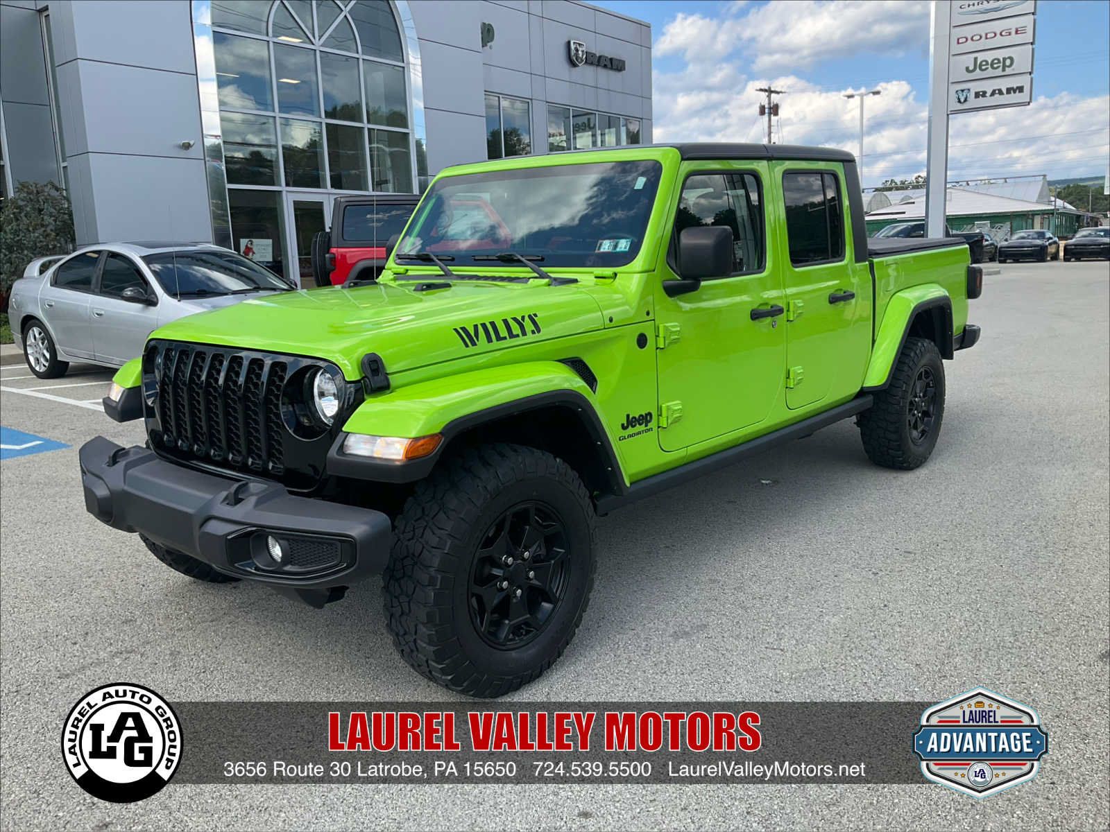 Used 2021 Jeep Gladiator Sport AWD/4WD image 1