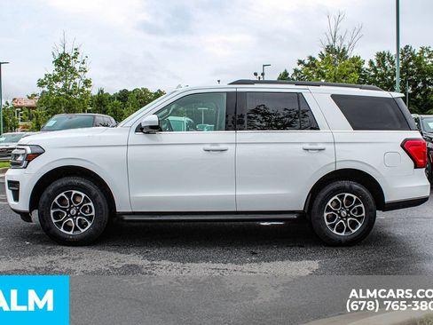 Used 2024 Ford Expedition XLT RWD image 6