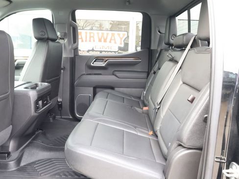 Certified 2022 Chevrolet Silverado 1500 LT Trail Boss w/ LT Trail Boss Premium Package image 27