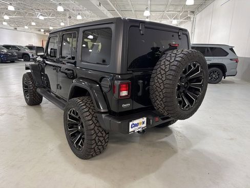 Used 2021 Jeep Wrangler Unlimited Sahara w/ Uconnect 4C Nav & Sound Group AWD/4WD image 6
