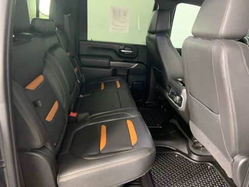Used 2021 GMC Sierra 2500 AT4 w/ AT4 Premium Plus Package AWD/4WD image 14